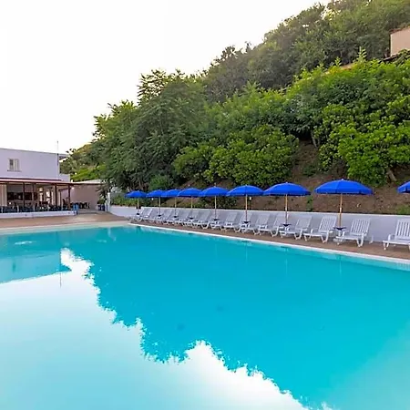 Hotel Limoneto